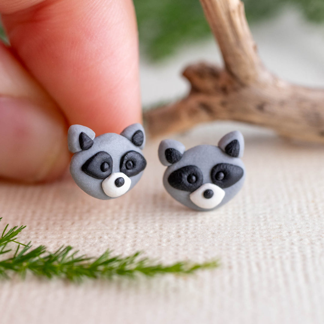 Raccoon Studs