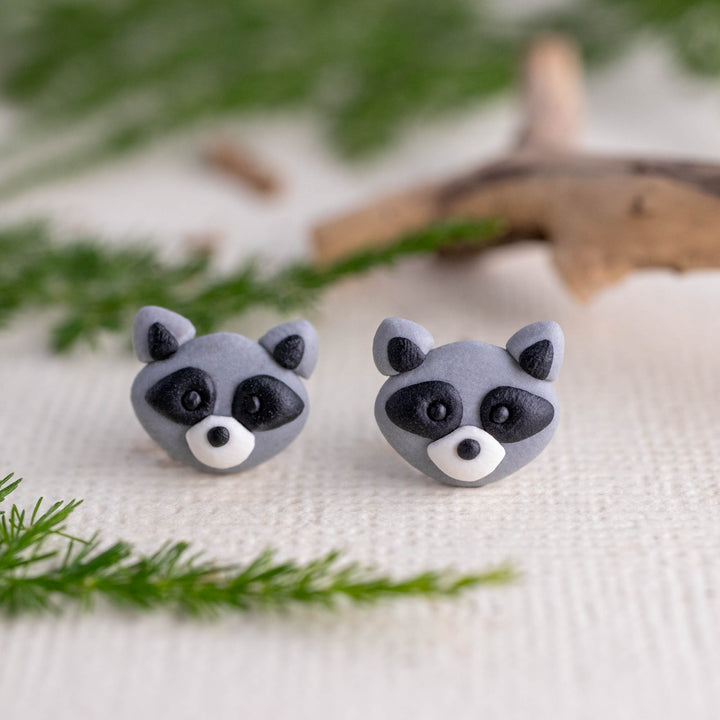Raccoon Studs