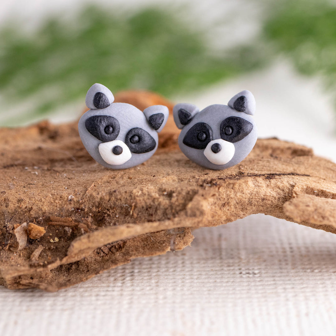 Raccoon Studs