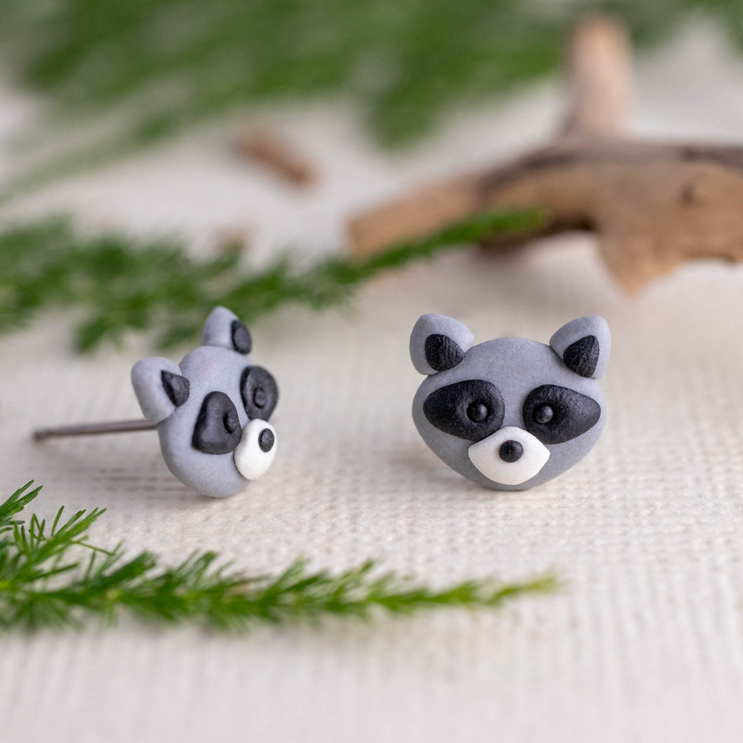 Raccoon Studs